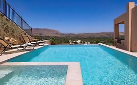 Iconic Villa With Private Pool And Sea View